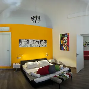 Gallery 2*, Palermo Italia